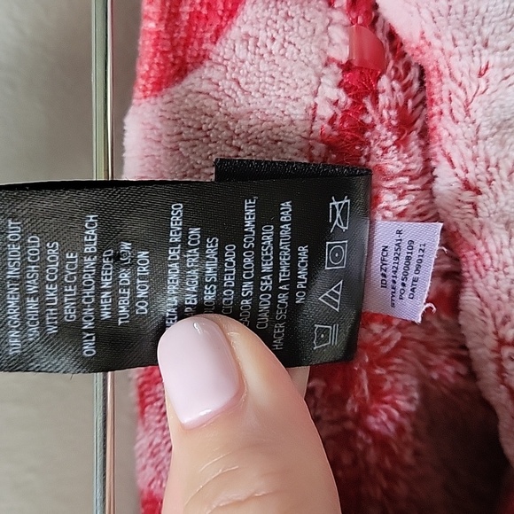 Disney World Mickey Mouse Womens XL Pajama Set Plush Lounge Red White Cozy - Picture 12 of 15